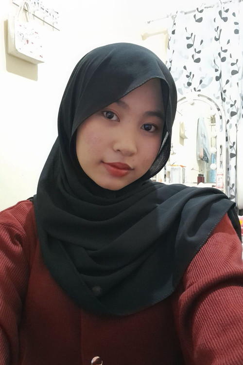 Надиа Аулиа