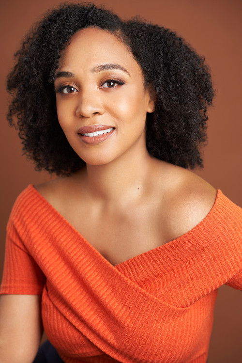 Тиа ДеСхазор