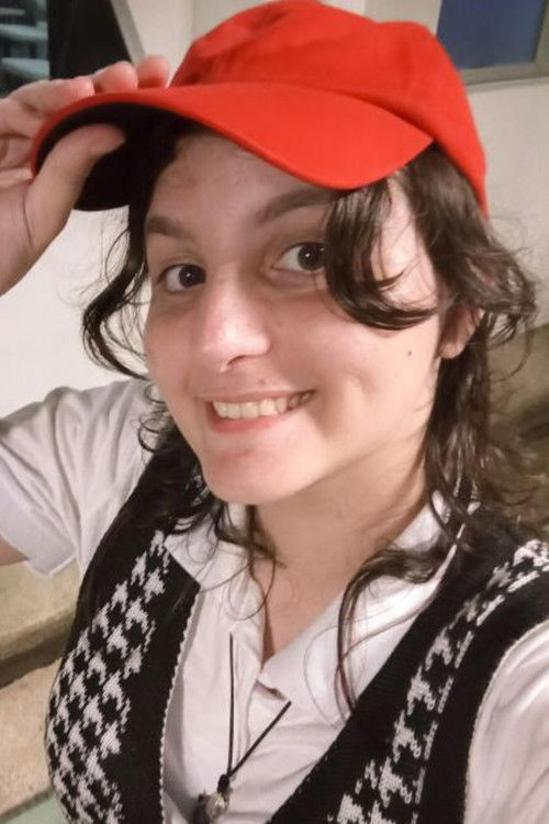 Ана М. Аверо