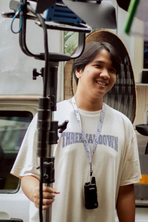 Атхиwее Анупонгпиниj