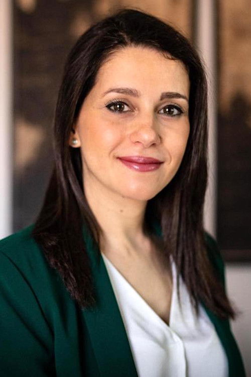  Инес Арримадас