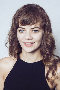 Анна Новáковá