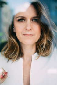 Еманнуелле Jунqуеира