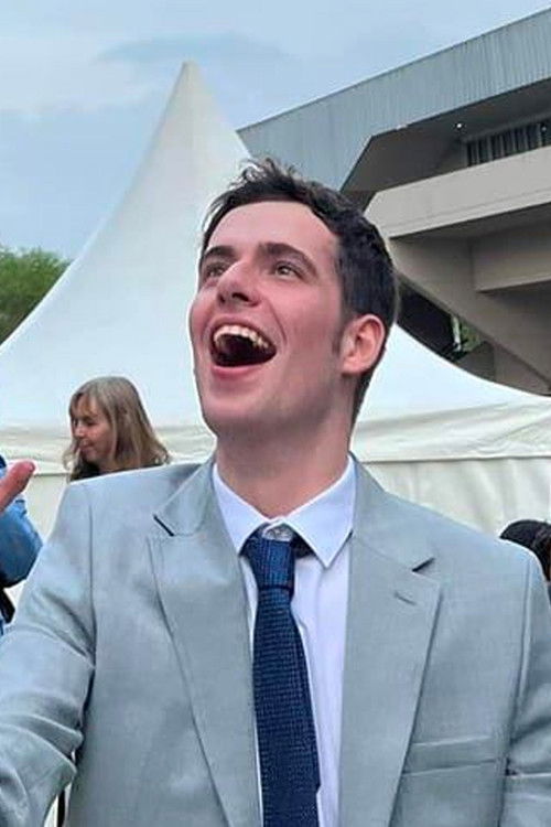 Jонатхан Хугхес