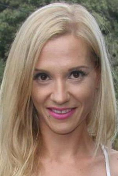 Аина Смитх