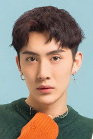 Jунлианг Фан