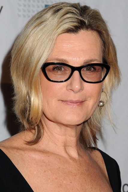 Ларай Майфиелд