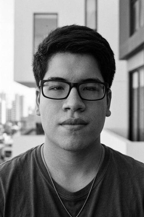 Луис Гузмáн