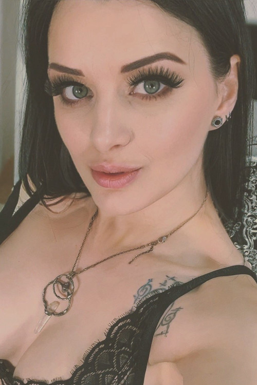 Алисса Ноир