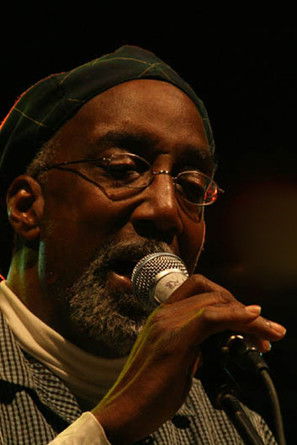 Цуртис Фоwлкес