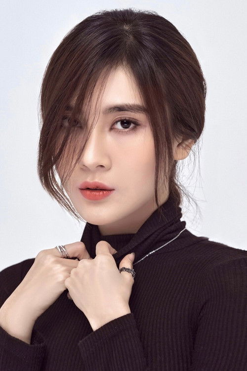 Тăнг Хуỳнх Нхư