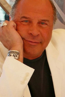 Ханк Саройан