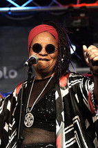 Деборах Диxон