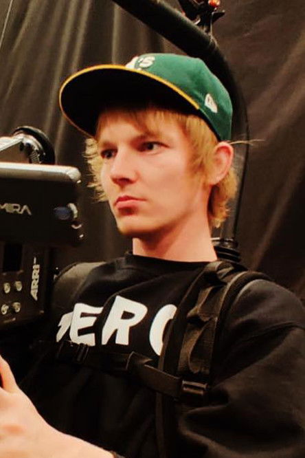 Еван Леонард