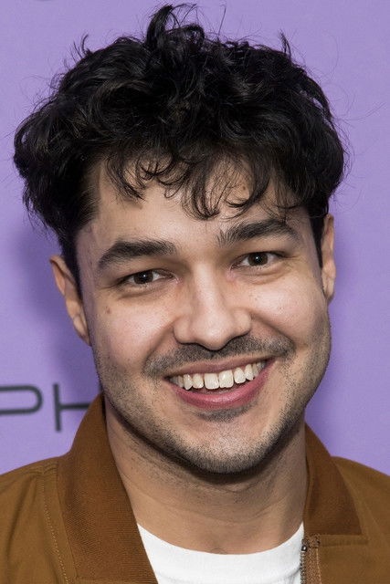 Луцас Лейва