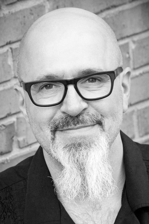 Петер Qуинонес