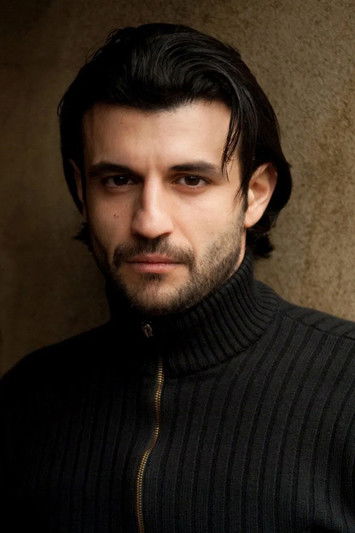 Сам Винценти