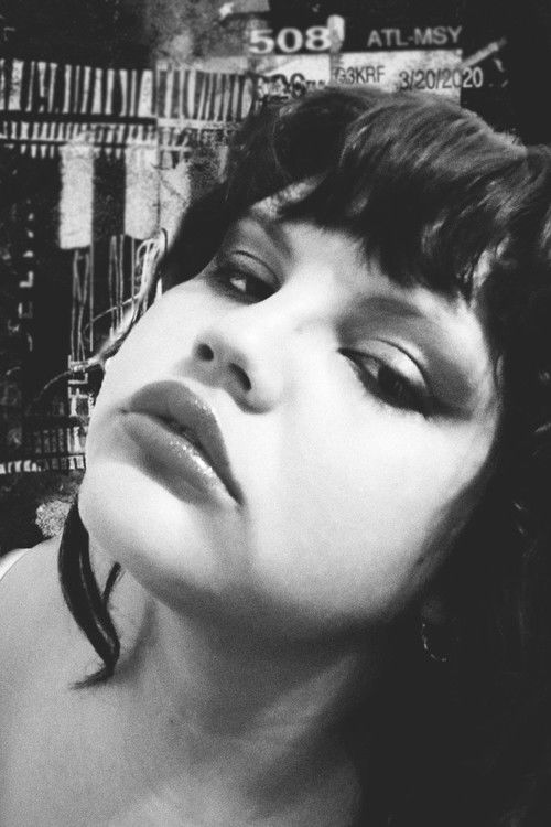 Лиан Алвеар