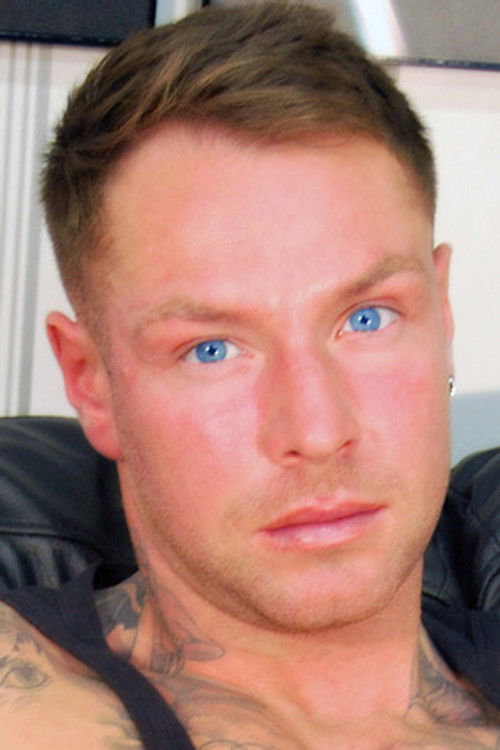 Даннй Тйлер