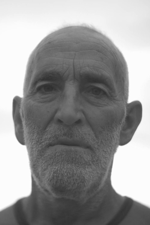 Цéсар Гарцíа Агуиñо