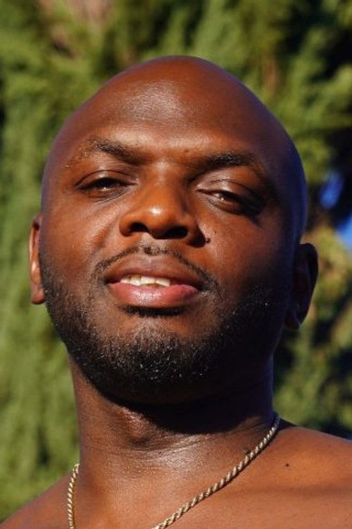 Тйроне Лове