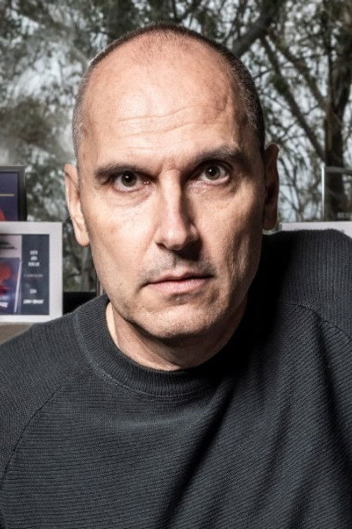 Давид Марqуéс