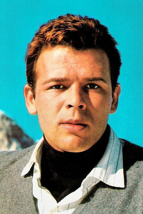  Ренато Сальватори