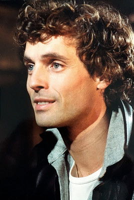 Йвес Jоуффрой