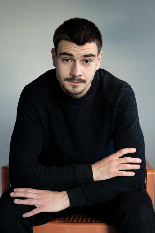 Себастиан Асандеи