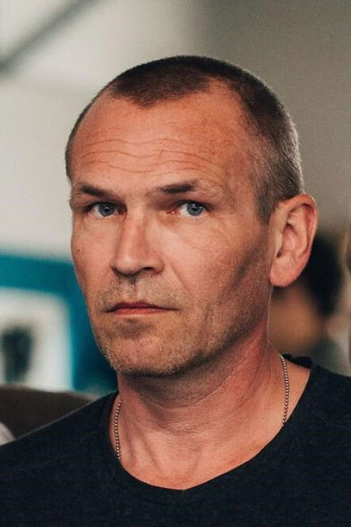 Царл Ерноуф