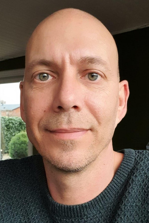 Миккел Стрøм