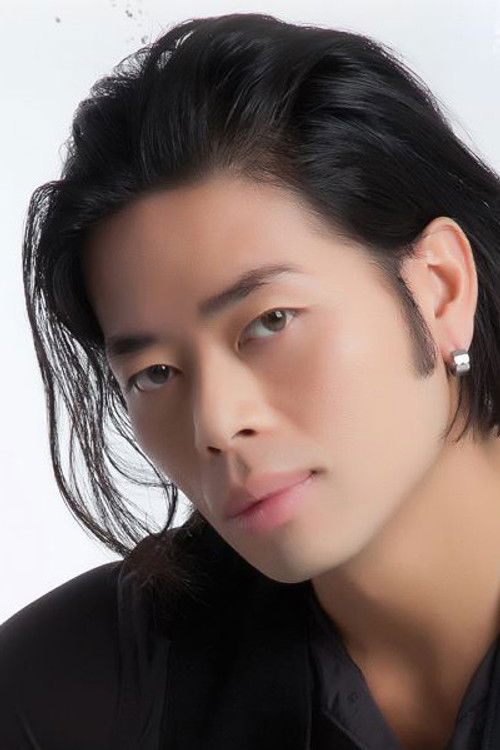 Jулиан Пхетноувонг