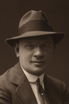  Джузеппе Адами