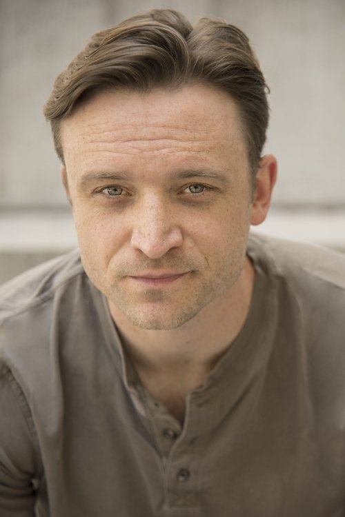 Дустин Сеавей