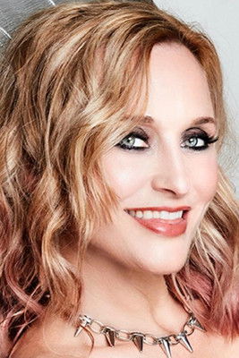 Цоуртней Тайлор