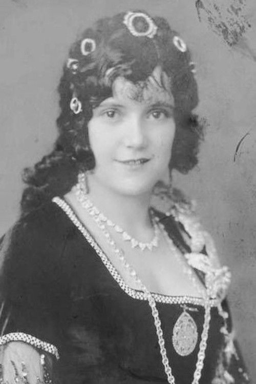 Гина Цавалиери