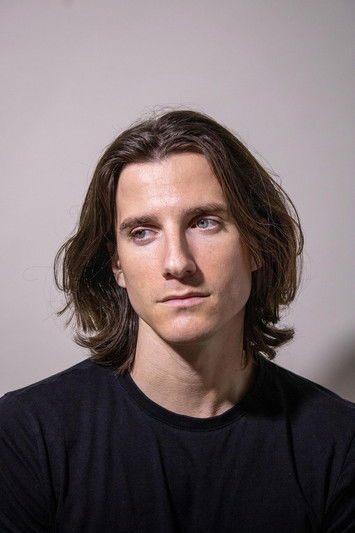 Мицхаел Бенjамин