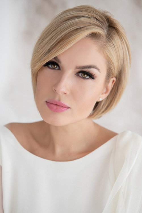 Дениа Агалианоу