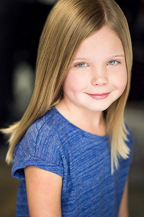 Jулиа Марен Бакер