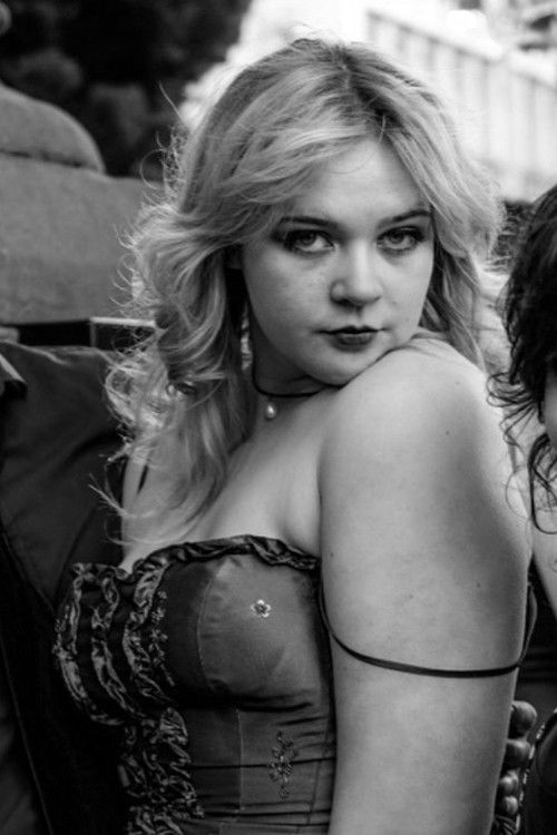 Еливиа Wаллаце