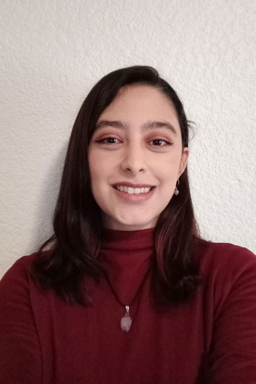 Надиа Алеxандре