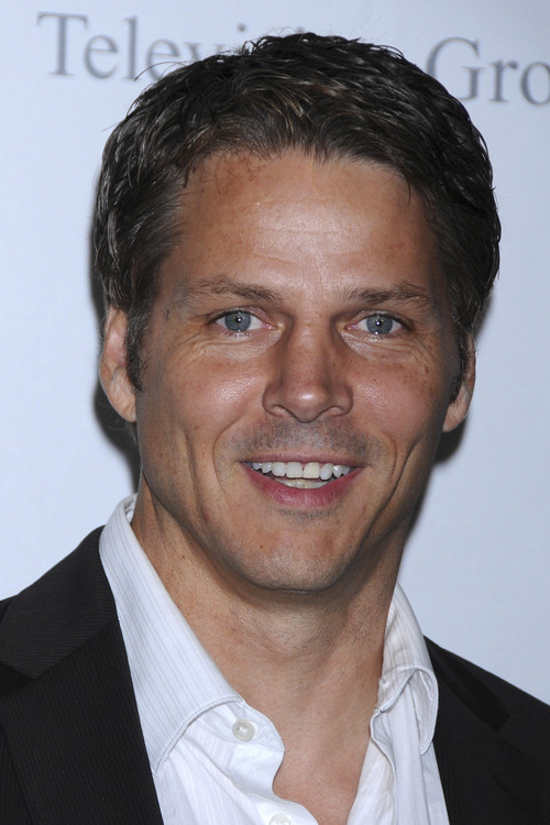  Майкл Рейли Бурк