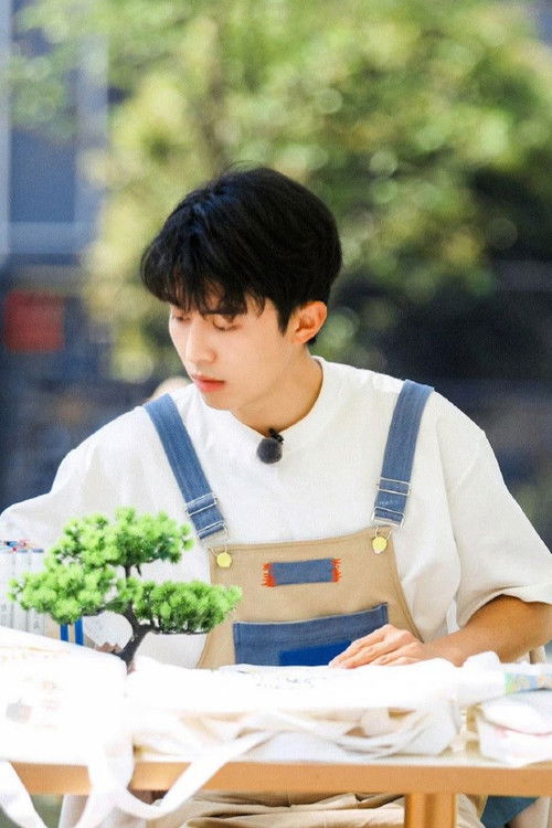 Xиаотонг Зхао