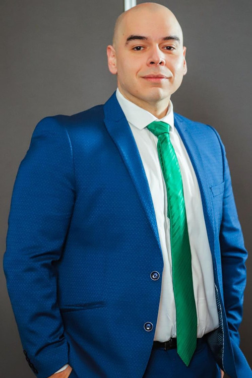 Армандо Аqуино