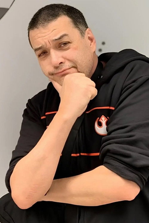 Едуардо Jардим