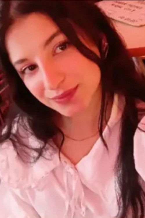 Сıла Сöнмез