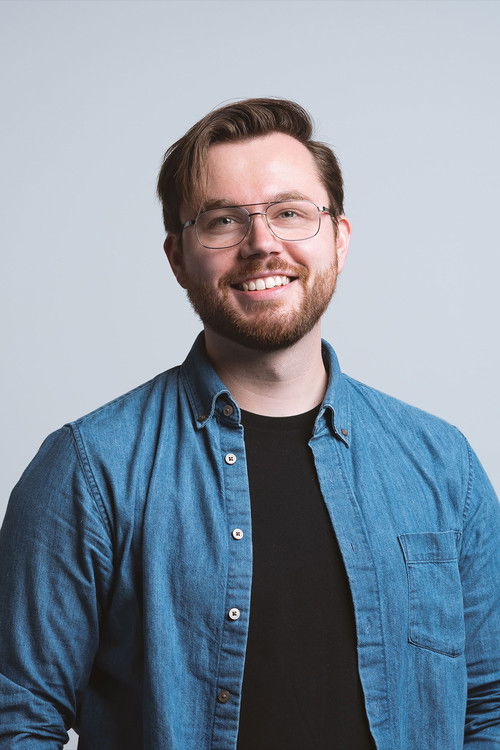 Wилл Робертс