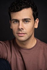 Аинслей Мелхам