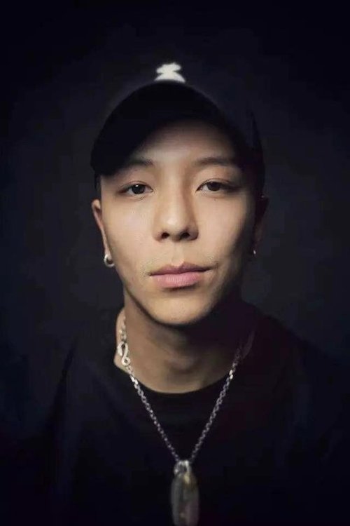 Jингxинг Хуанг