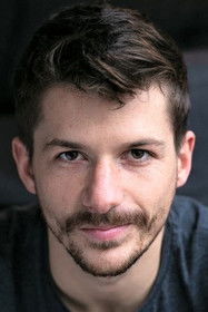 Робин Барде